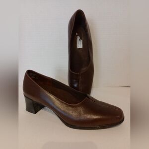 MUNRO AMERICAN Pump Sz. 8 Coffee Brown Leather‎
